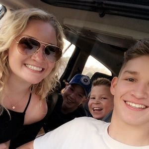 Meet your Posher, Emma